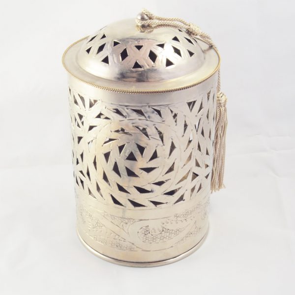 Orientalische Duftlampe Windlicht – Handarbeit aus Marrakesch (Silber) - Image 2